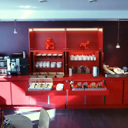 Gratte-ciel Ariana Hotel 3*